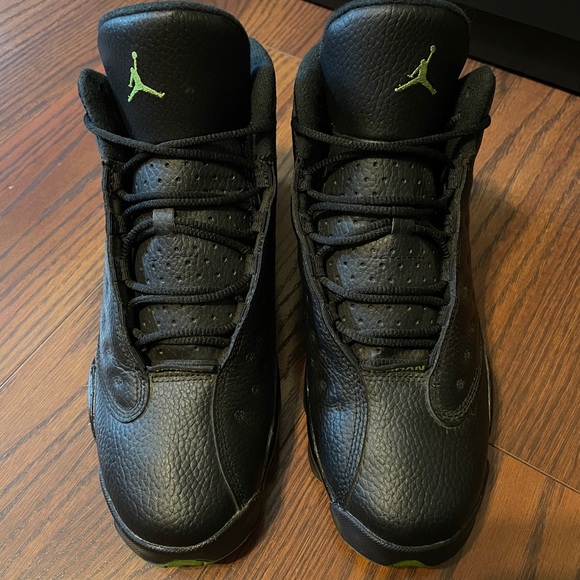 Air Jordan 13 Retro GS ‘Altitude’ 2017 - Picture 2 of 6
